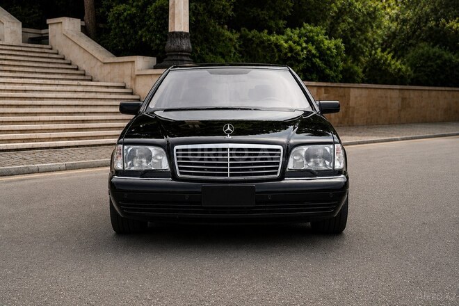 Mercedes S 320-1