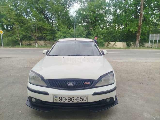 Ford Mondeo-1