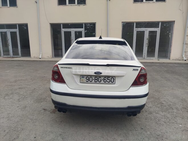 Ford Mondeo-2