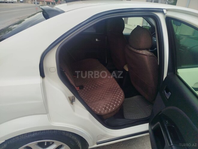 Ford Mondeo-14