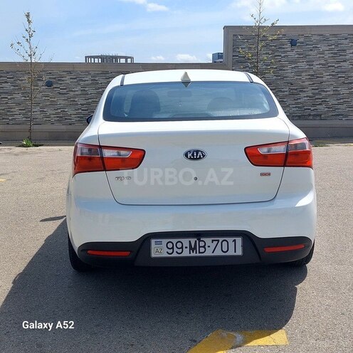 Kia Rio-6