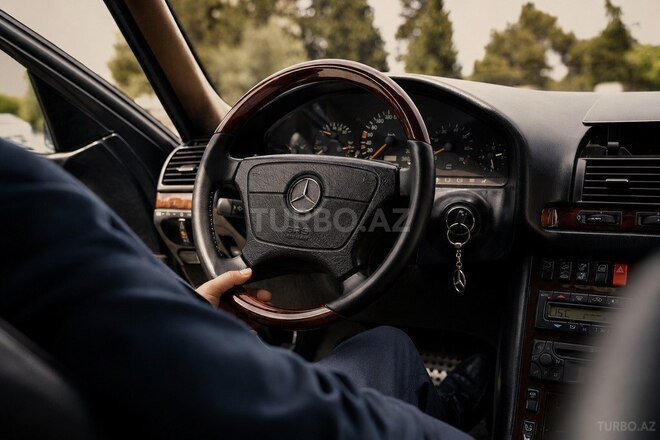 Mercedes S 320-4