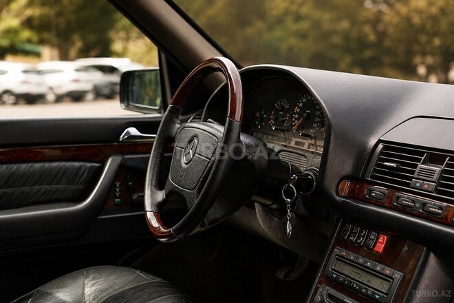 Mercedes S 320-5