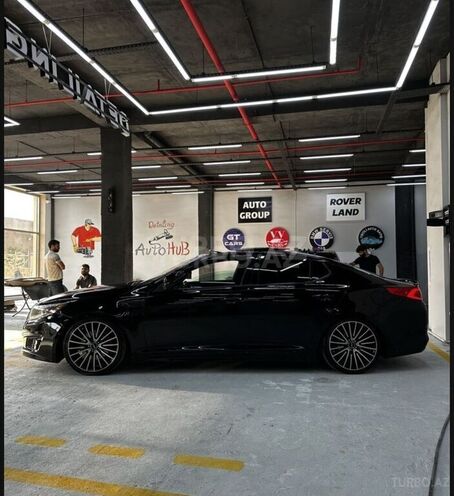 Kia Optima-3