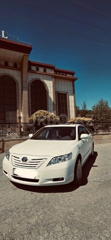 Toyota Camry-1