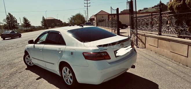 Toyota Camry-5