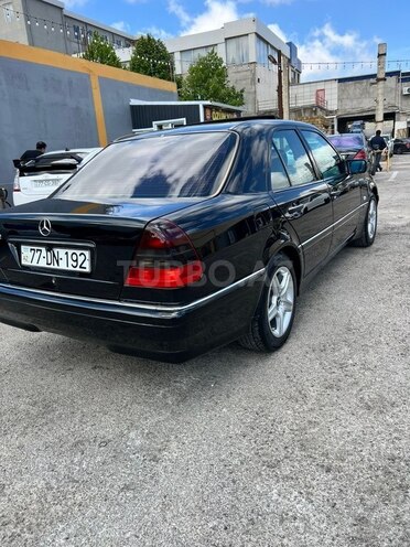Mercedes C 240-10