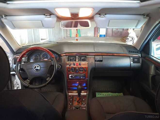 Mercedes E 280-14