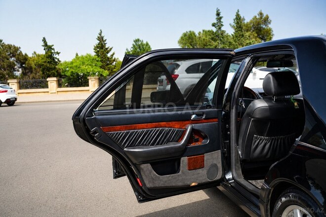 Mercedes S 320-11