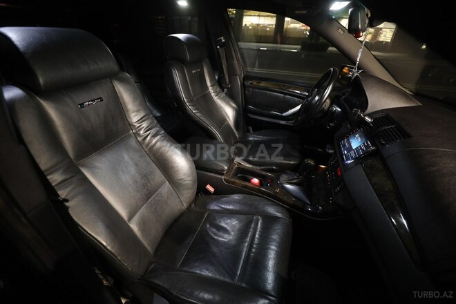 BMW X5-7