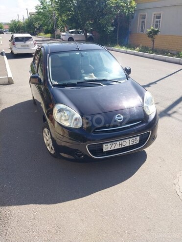 Nissan March-1