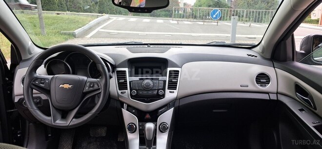 Chevrolet Cruze-9