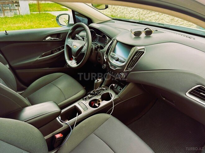 Chevrolet Cruze-7