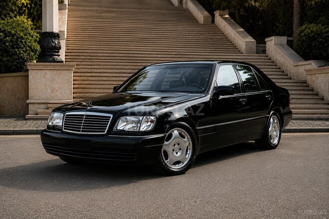 Mercedes S 320-21