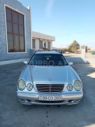 Mercedes E 240-7