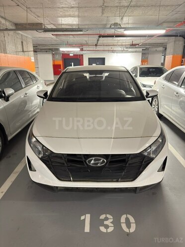 Hyundai i20-1