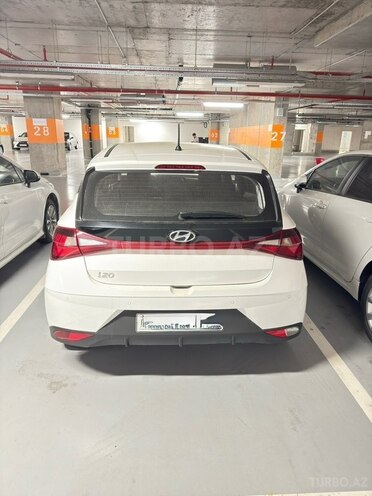 Hyundai i20-2