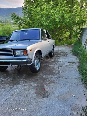 LADA (VAZ) 2107-5