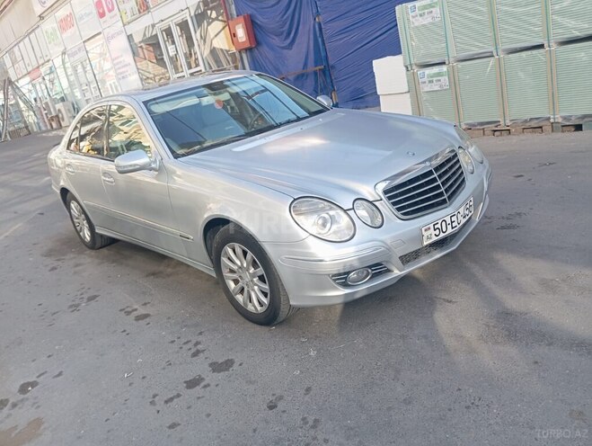 Mercedes E 220-2
