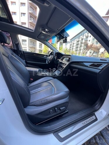 Hyundai Sonata-10