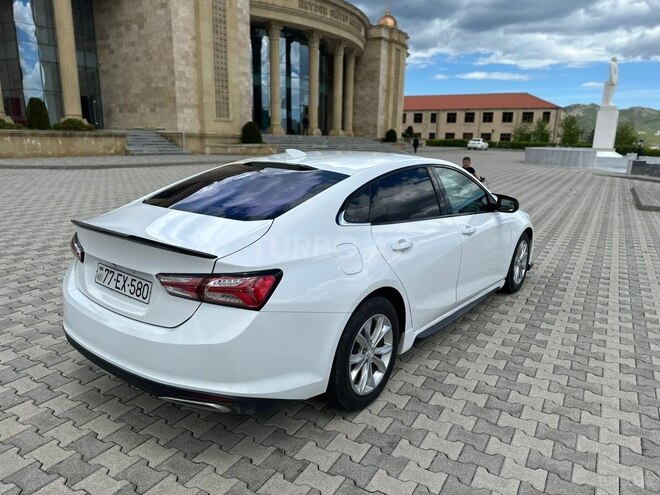 Chevrolet Malibu-5