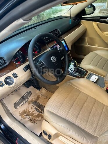 Volkswagen Passat-10