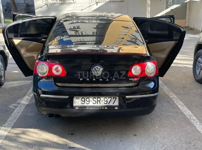 Volkswagen Passat-8