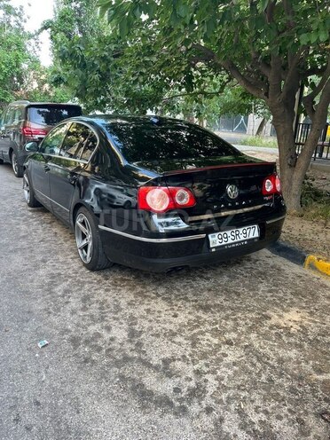 Volkswagen Passat-2
