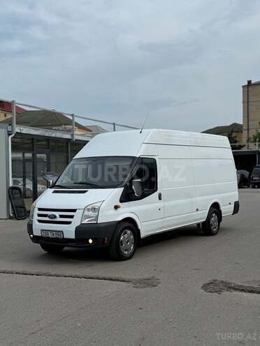 Ford Transit-2