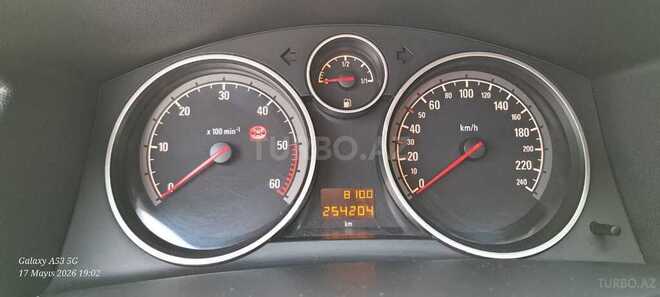 Opel Astra-10