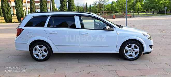 Opel Astra-12