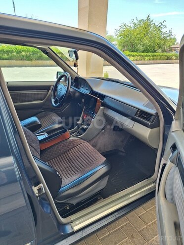 Mercedes 190-7