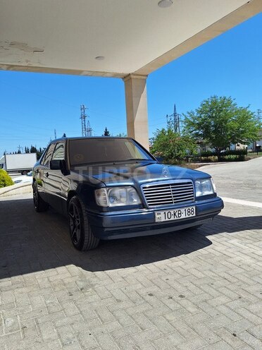Mercedes 190-2
