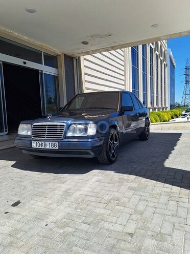 Mercedes 190-1