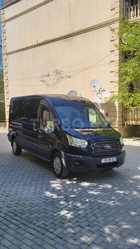 Ford Transit-3