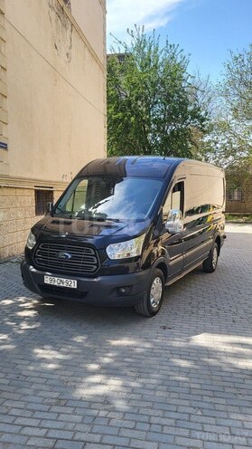 Ford Transit-5
