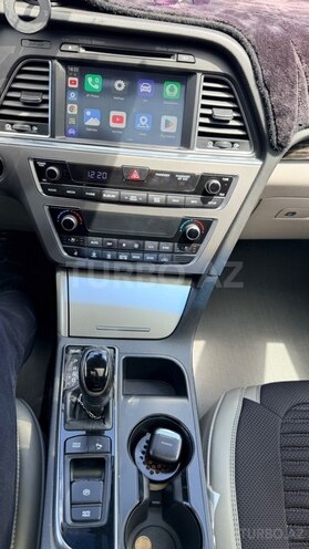 Hyundai Sonata-11