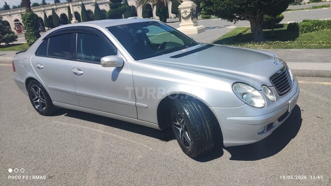 Mercedes E 220-9