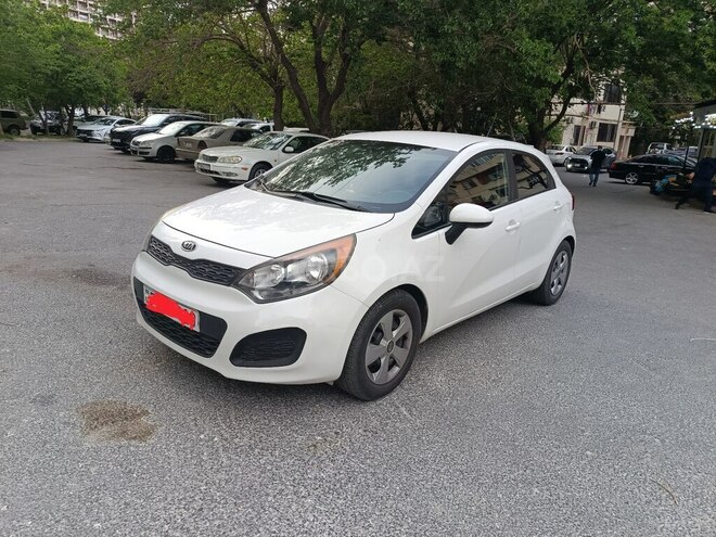 Kia Rio-1