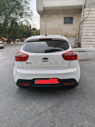 Kia Rio-3