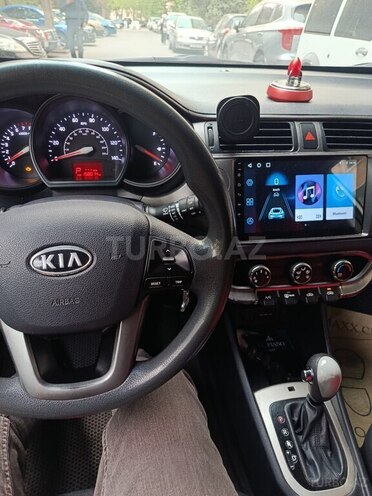 Kia Rio-9