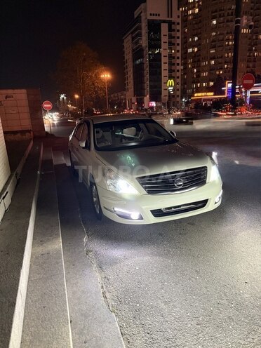 Nissan Teana-2
