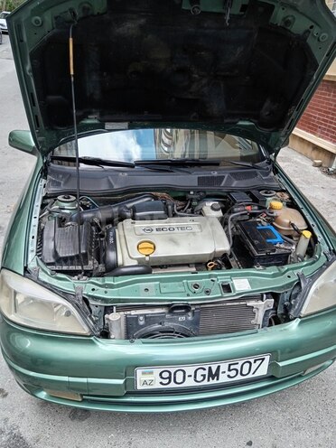 Opel Astra-2