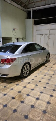 Chevrolet Cruze-9