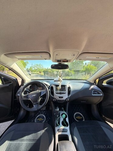 Chevrolet Cruze-6