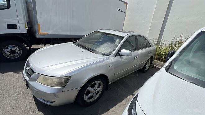 Hyundai Sonata-2