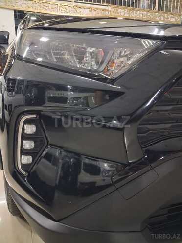Toyota RAV4-2