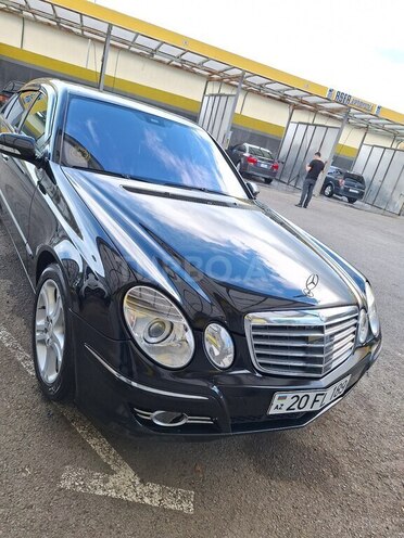 Mercedes E 220-4
