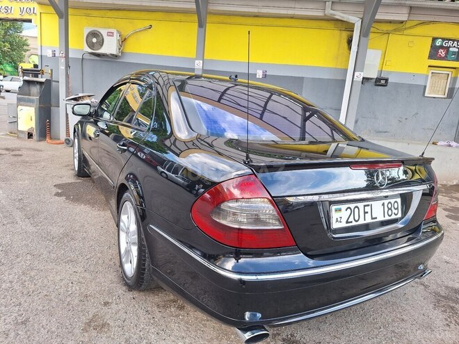 Mercedes E 220-9