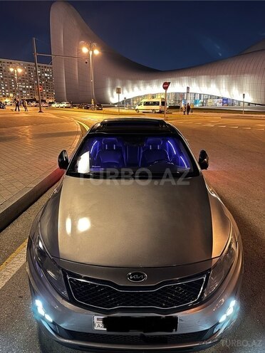 Kia Optima-1